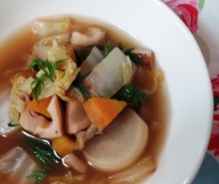大豆たんぱくの肉じゃが&体が温まるスープ