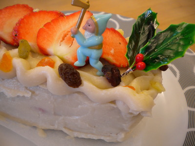 クリスマスケーキ作りました!