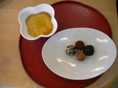 玄米粉トリュフときな粉のババロア