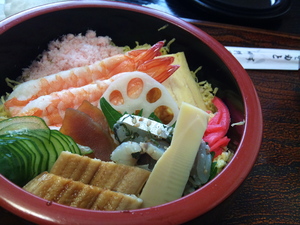 お寿司のランチ