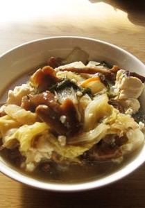 白菜ときのこのみそ煮込み&セロリのきんぴら