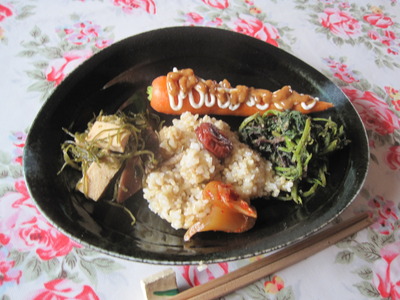 今日の家ランチは「高野豆腐とシイタケと刻み昆布の塩麹煮」
