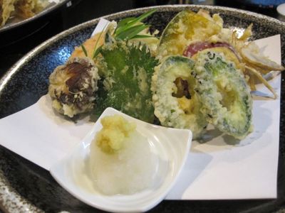 田舎料理のおいしい「母屋」