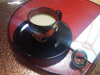 おせち料理と甘酒と漆のカップのこと