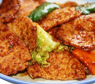 大豆たんぱくの肉じゃが&体が温まるスープ
