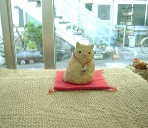 猫のオブジェ