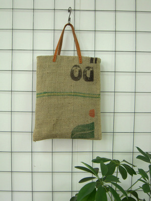 麻のバッグ新作です!