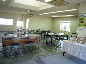 明日は、土の屋別棟２階の大広間で教室