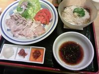 食べ過ぎた。