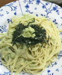 晩御飯はアボカドのクリームパスタ♪