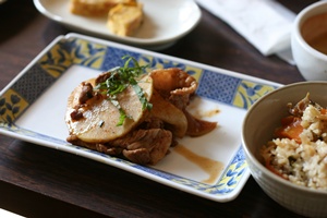 食堂 gomame